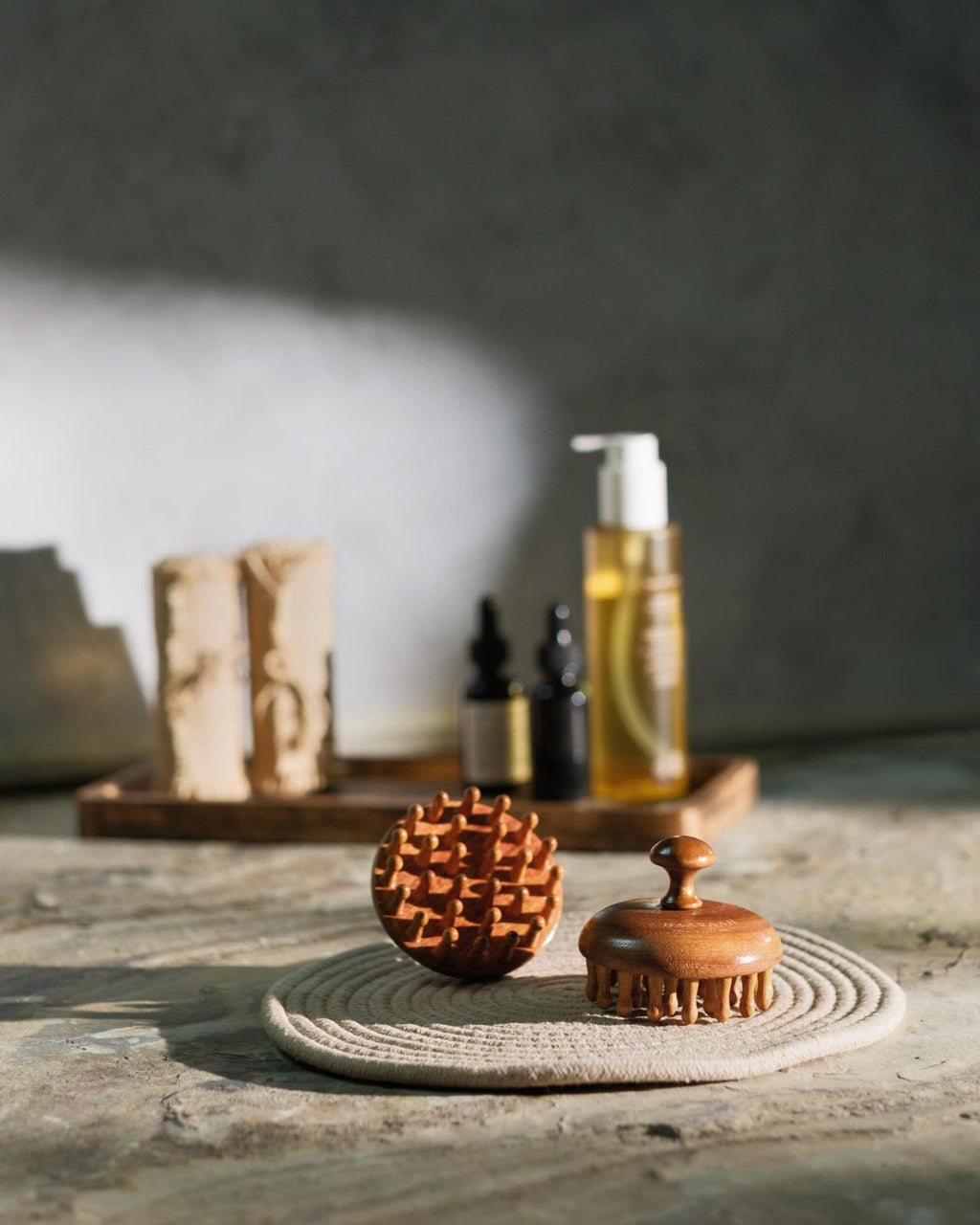 28 Teeth Natural Wood Hair and Scalp Massager Comb,Stress Relief & Detox Shampoo Brush,Wet and Dry Application for Reducing Dandruff and Stimulates Hair Growth